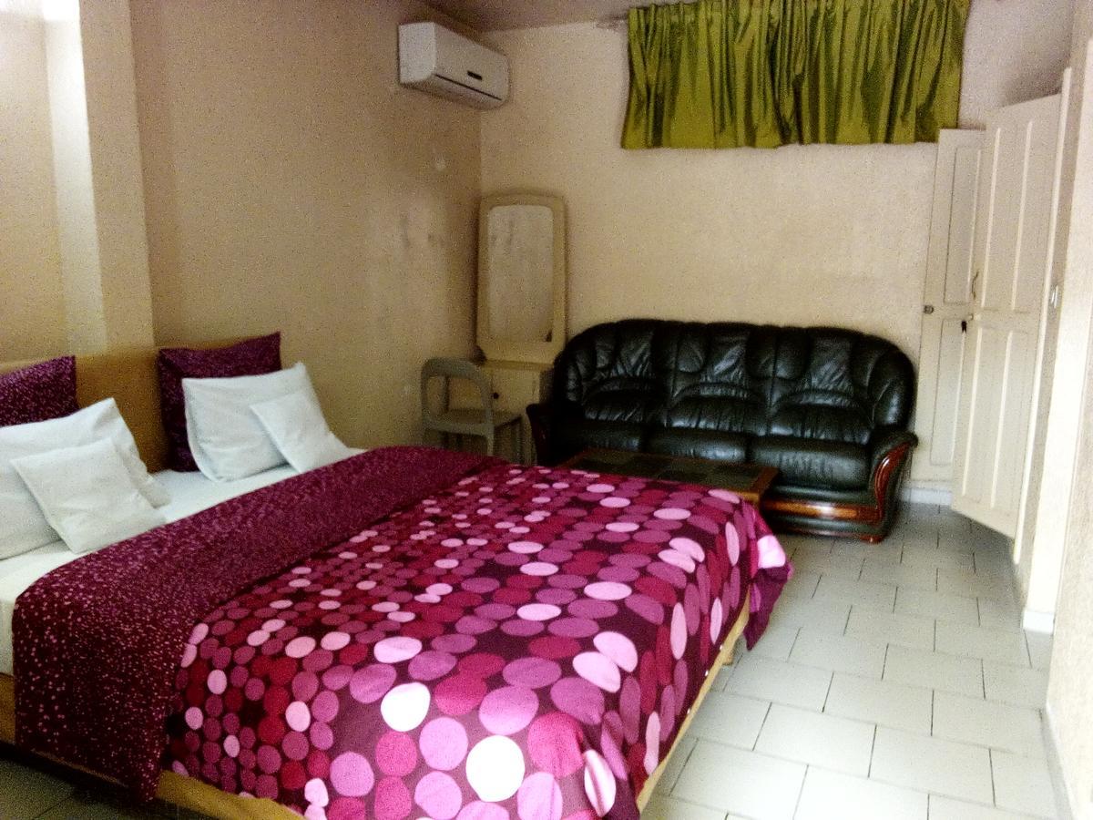 Hotel Saint Thomas Lomé Eksteriør billede